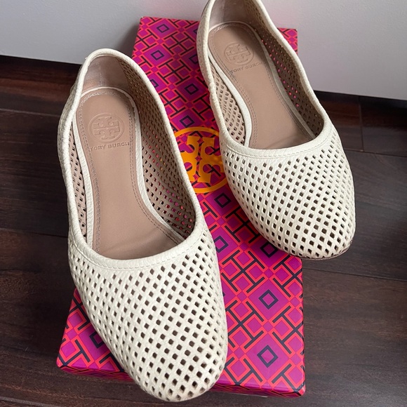 Tory Burch Whittaker Ballet Flat - Picture 5 of 6